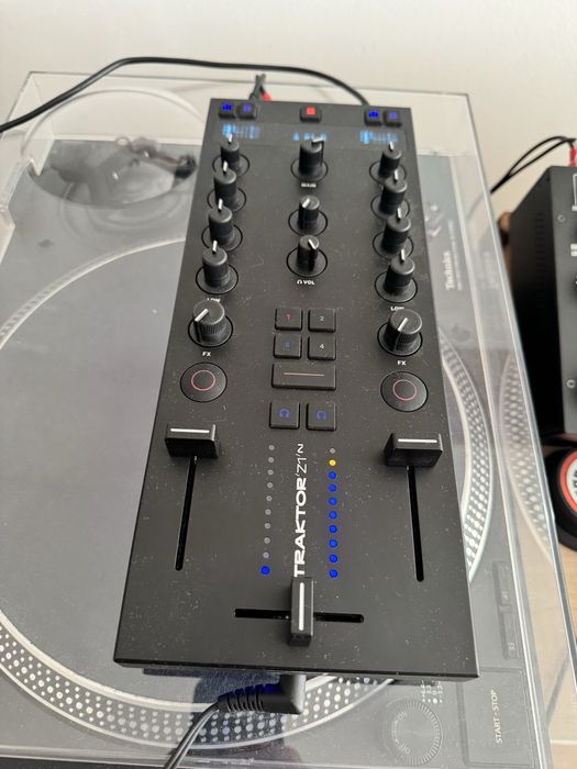 controller dj traktor z1 mk2