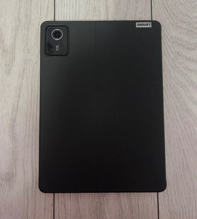 Lenovo Tab M11” 4GB/128GB – nouă, cu Tab Pen & husă originală