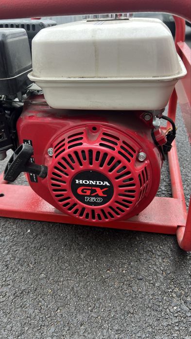 Бензиновый генератор/ Бензогенератор