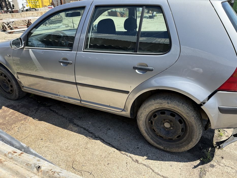 Dezmembrez golf 4 1.9 tdi