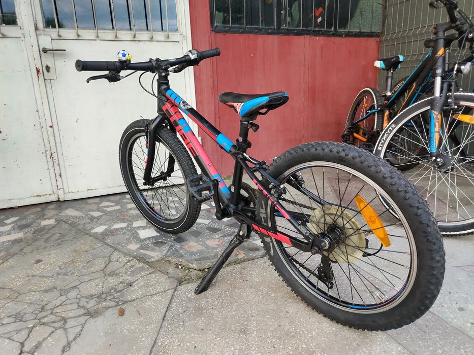 Bicicleta pentru copii Cube de 20