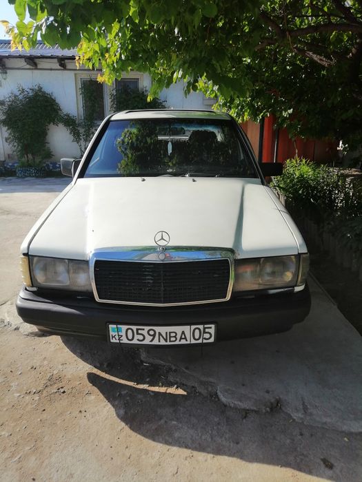 Мерседес бенс 190