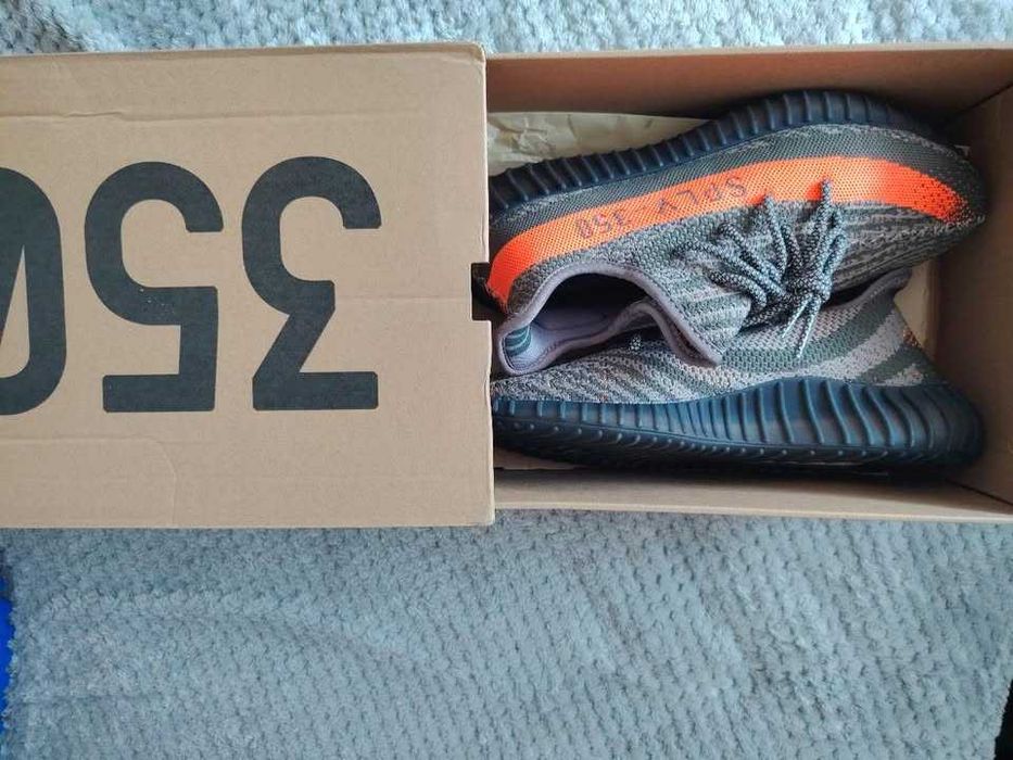 Yeezy slides 350 Carbon Beluga