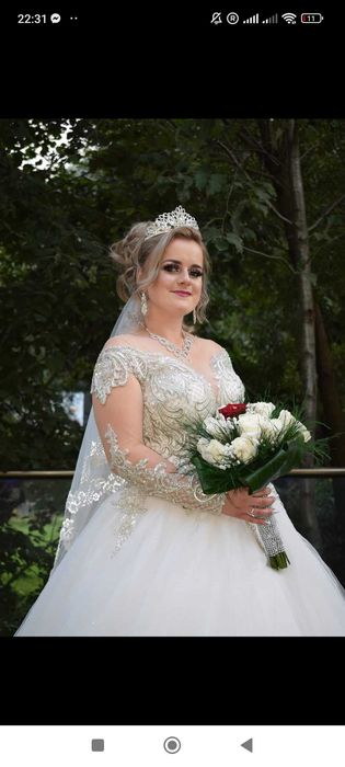 Rochie de mireasa stil printesa