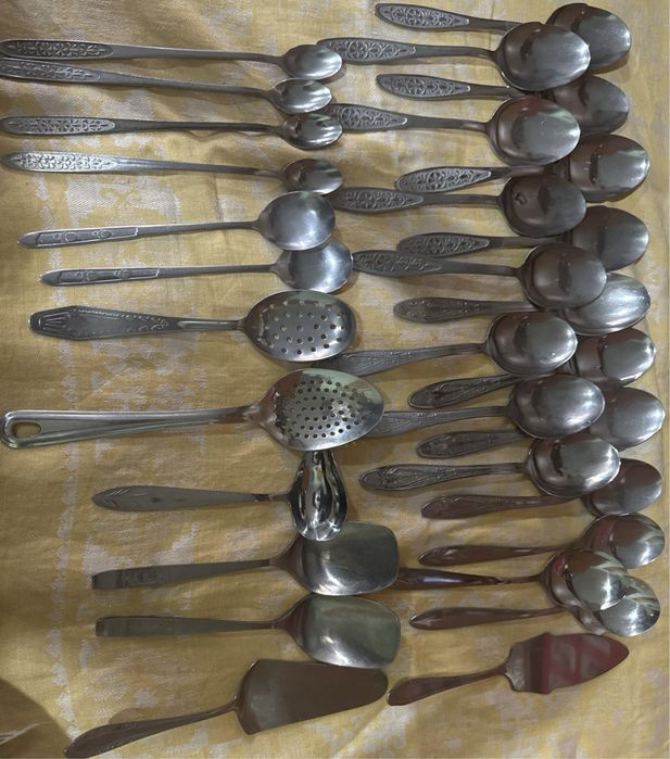 Продается советская ложек больших и обычный, чайная ложки