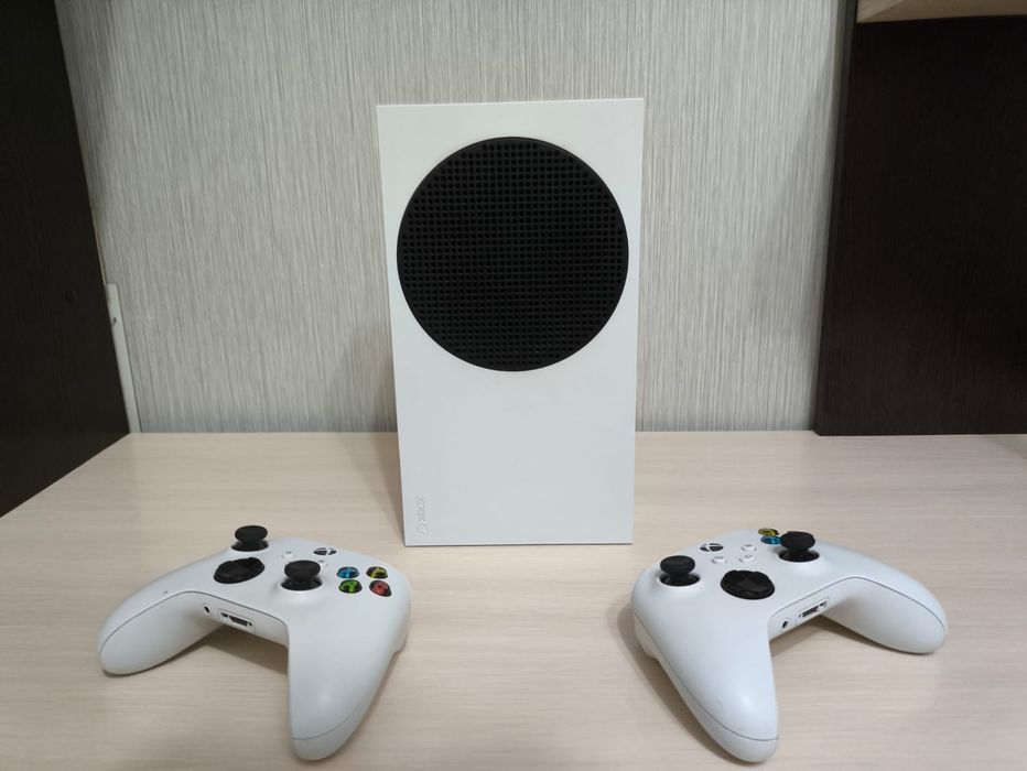 Продам Xbox series s