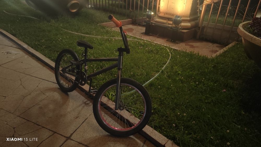 Bmx wipe 20 размер колёс срочно продам!!!