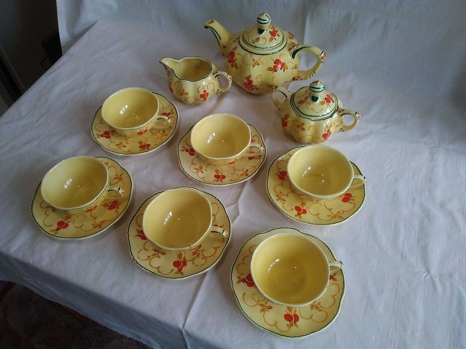 Продавам антикварен сервиз за чай- Ditmar Urbach,Turn-Teplitz