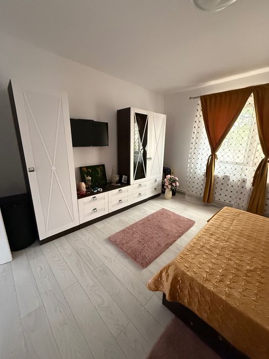 Casa de vanzare parter + mansarda