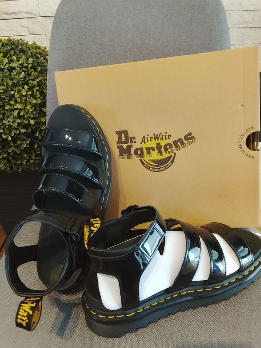 Dr martens sandal