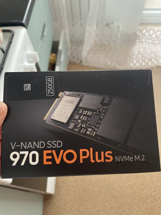SSD накопитель Samsung 970 EVO Plus (MZ-V7S250BW)
