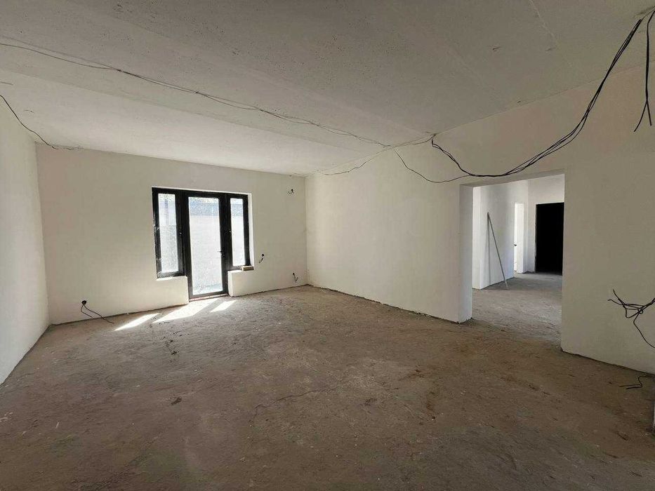 Продам коттедж на участке 2,7 сотых в Кибрайском районе.от ТТЗ 1 км.