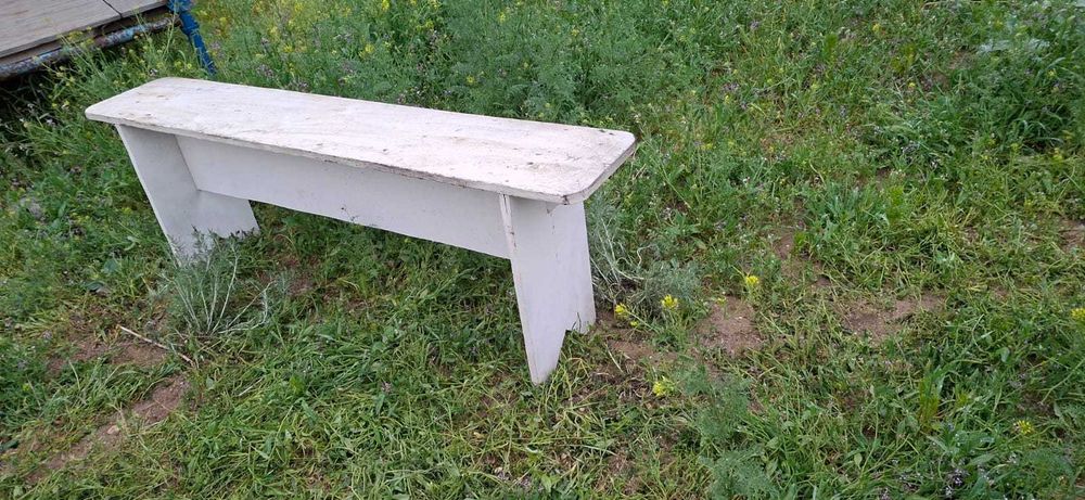 Скамейка без спинки