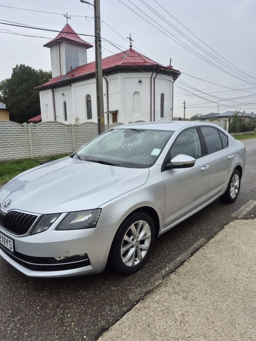 Skoda Octavia Skoda Octavia 2.0 TDI 150 CP DSG Automată – 2017