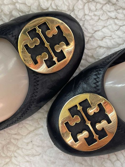 Balerini negri dama piele naturala Tory Burch logo auriu opinci fete