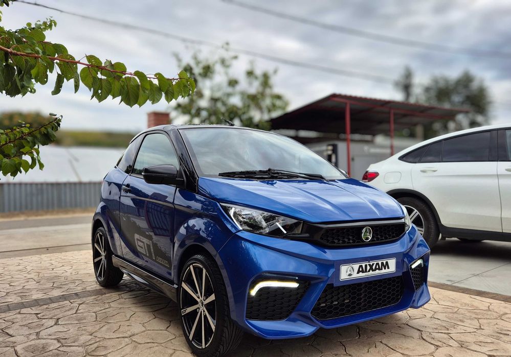 AIXAM Coupe GTI Diesel (16 ani - cat. B1)