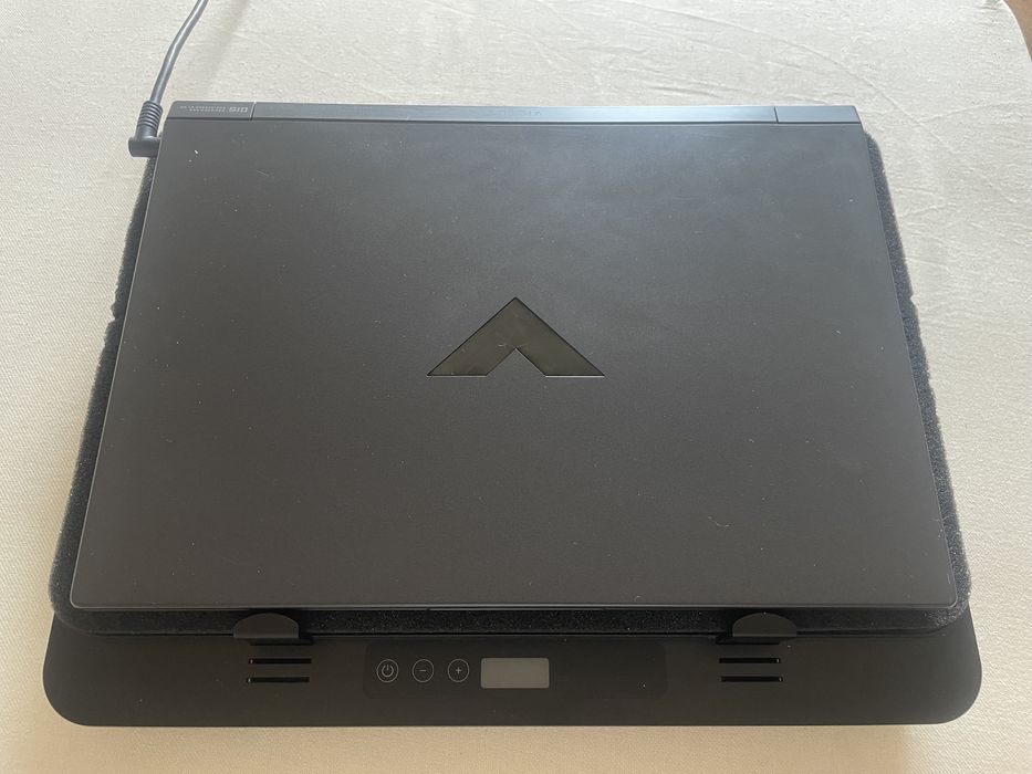 HP Victus  10/10