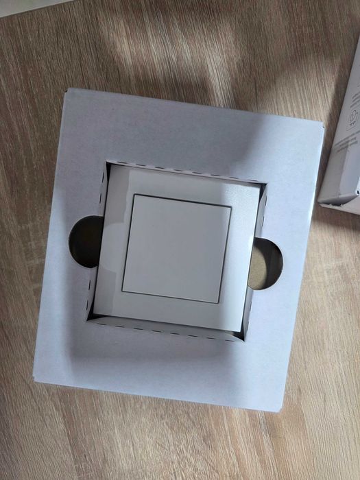 Întrerupător inteligent Eve Light Switch, HomeKit