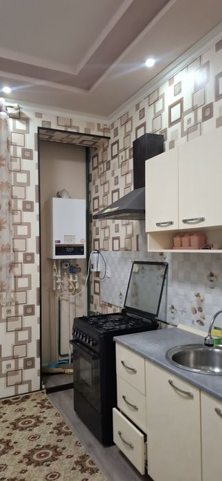 1   хоналик квартира ижарага берилади орентир Ц  АПТЕКА   23. МАКТАБ.