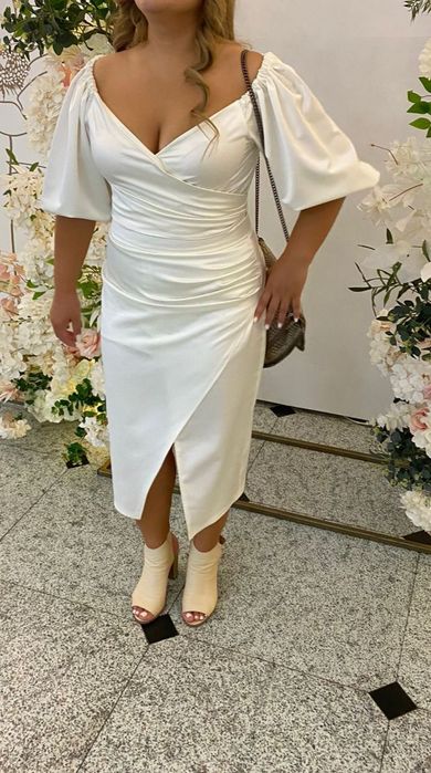 Костюм блюза + юбка новый