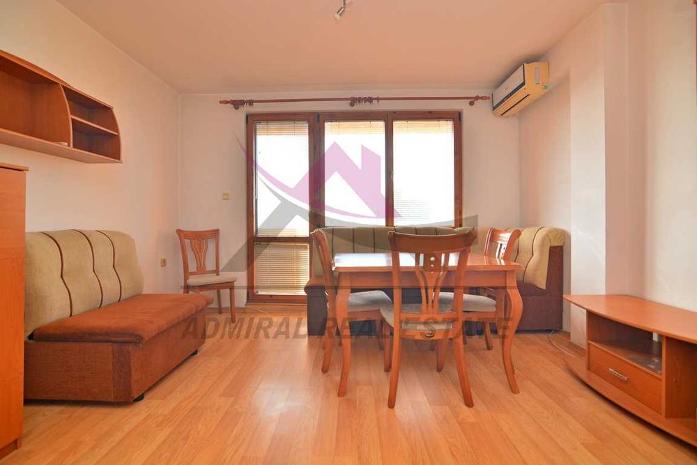 Дава се под наем Двустаен апартамент в Варна, Център - 55 кв.м за 348.84 € - Снимка #1