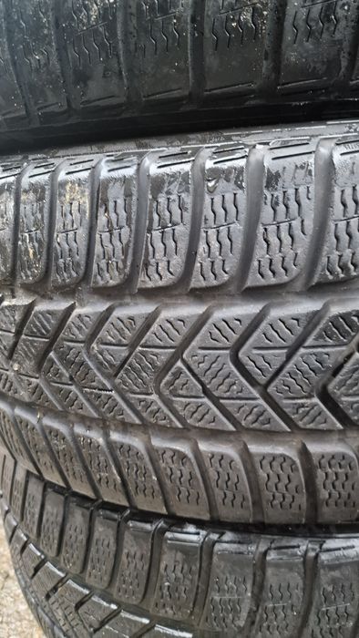 255 45 19 Pirelli 2020 4 anvelope iarna