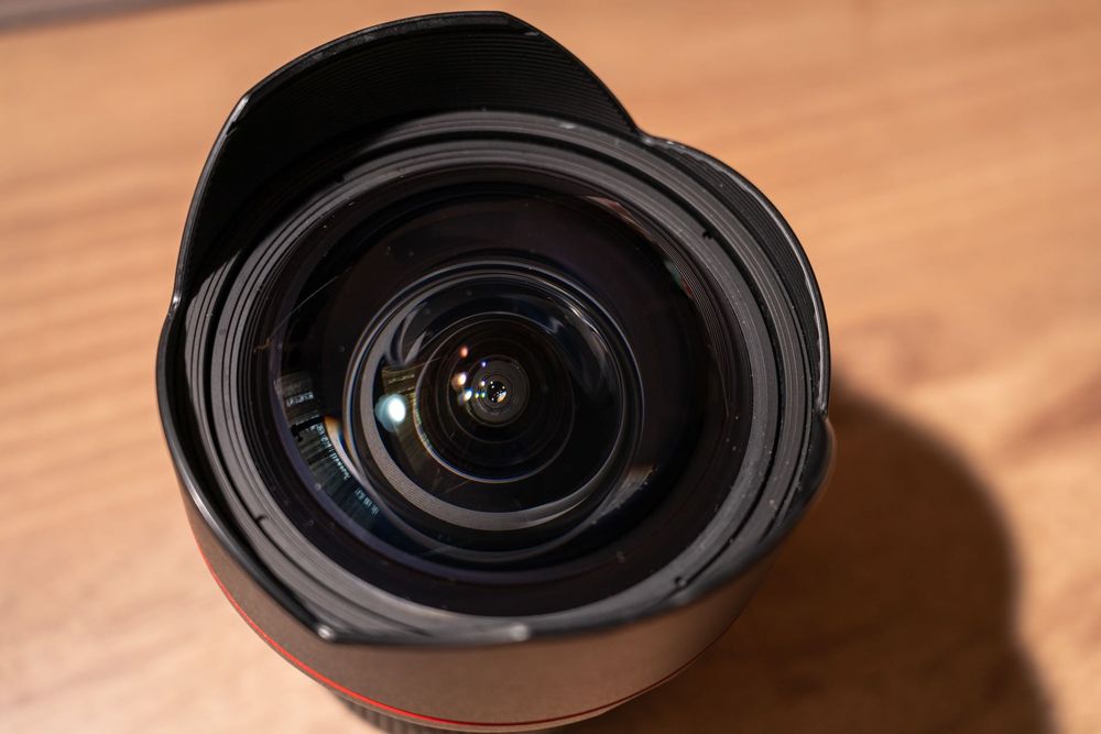 Обектив Canon EF 11-24 F4L USM