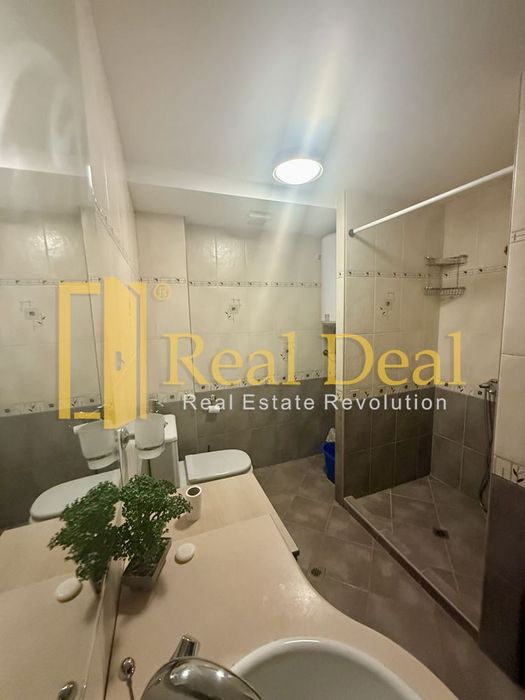 Дава се под наем Тристаен апартамент в София, Лозенец - 105 кв.м за 847.62 € - Снимка #9