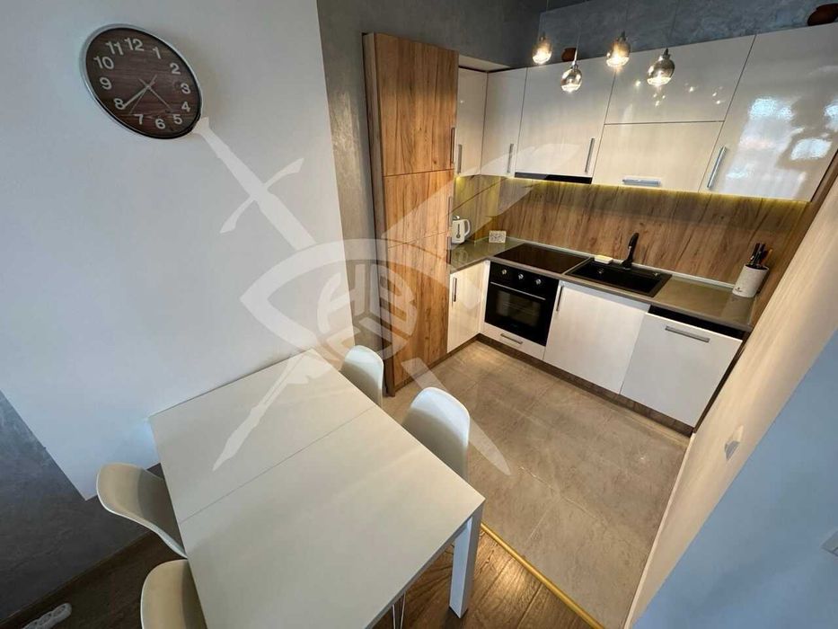 Продава се Едностаен апартамент в Свети Влас - 76 кв.м за 1777 €/кв.м - Снимка #2