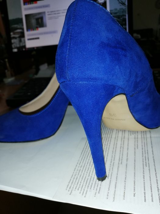 Сини остри обувки