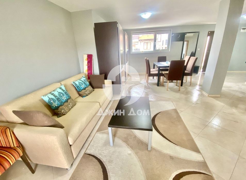 Продава се Тристаен апартамент в Свети Влас - 117 кв.м за 523 €/кв.м - Снимка #1