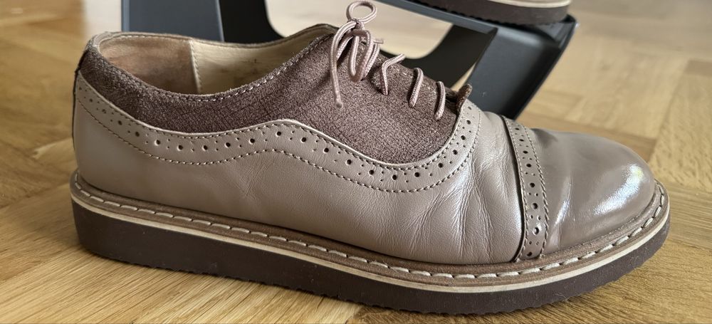 Pantofi piele, stare f buna, comozi, masura 37