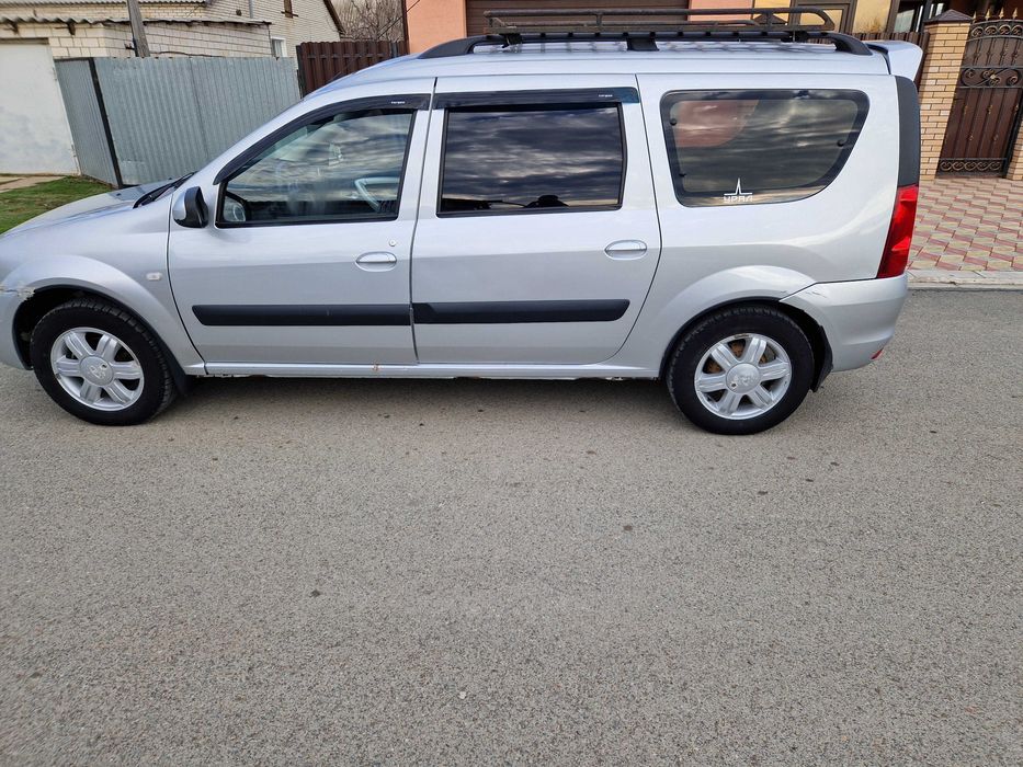 Продам Ларгус 7-ми мест
