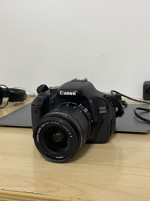 Фотоаппарат Canon 600D