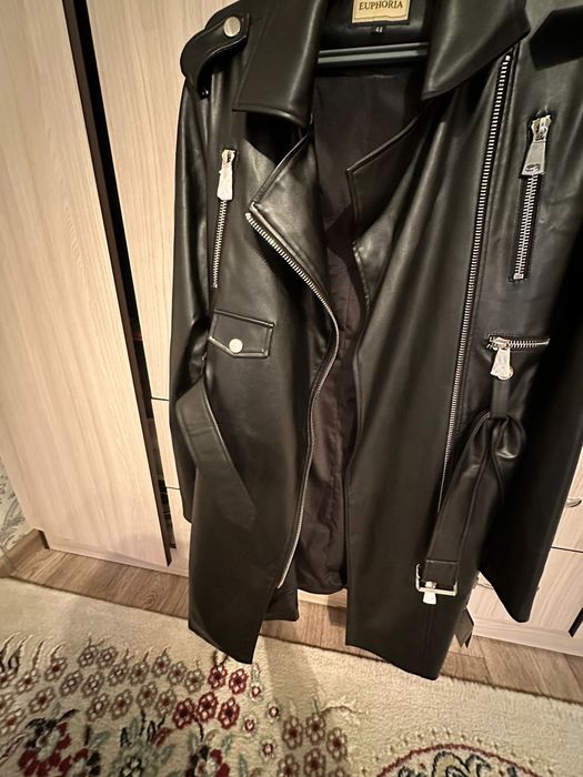 Тренч 48-50 размер сатылады