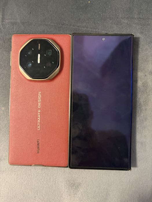 Huawei xt triplefold nu samsung iphone