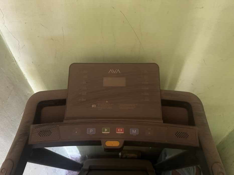 продам беговую дорожку AVA B8