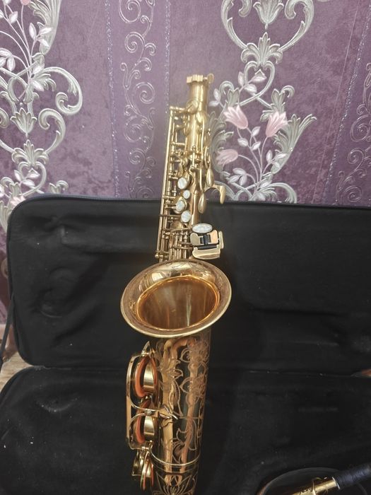Продаю Саксофон Альтовый