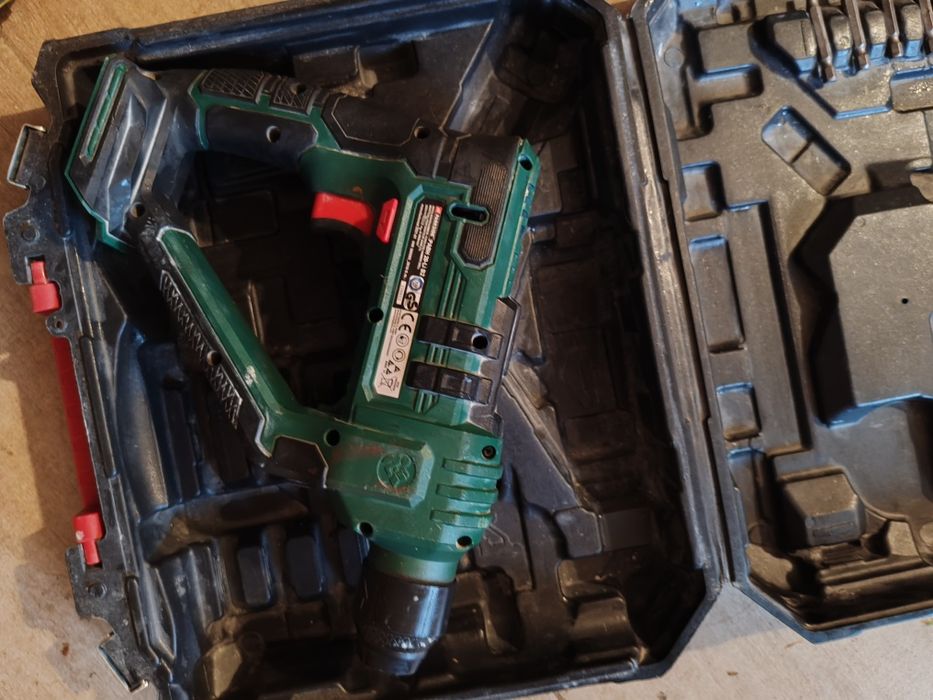 Pentru piese, functionale