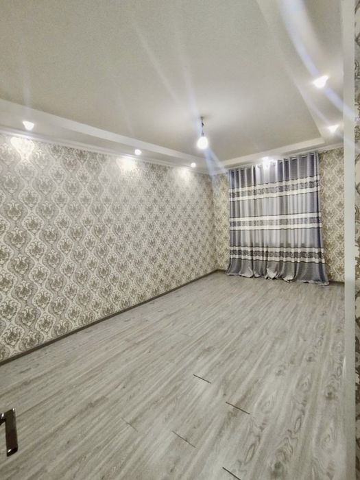 Продаётся 2 ком в 8 микрорайоне