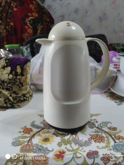 Термос пластмассовый 1 литр