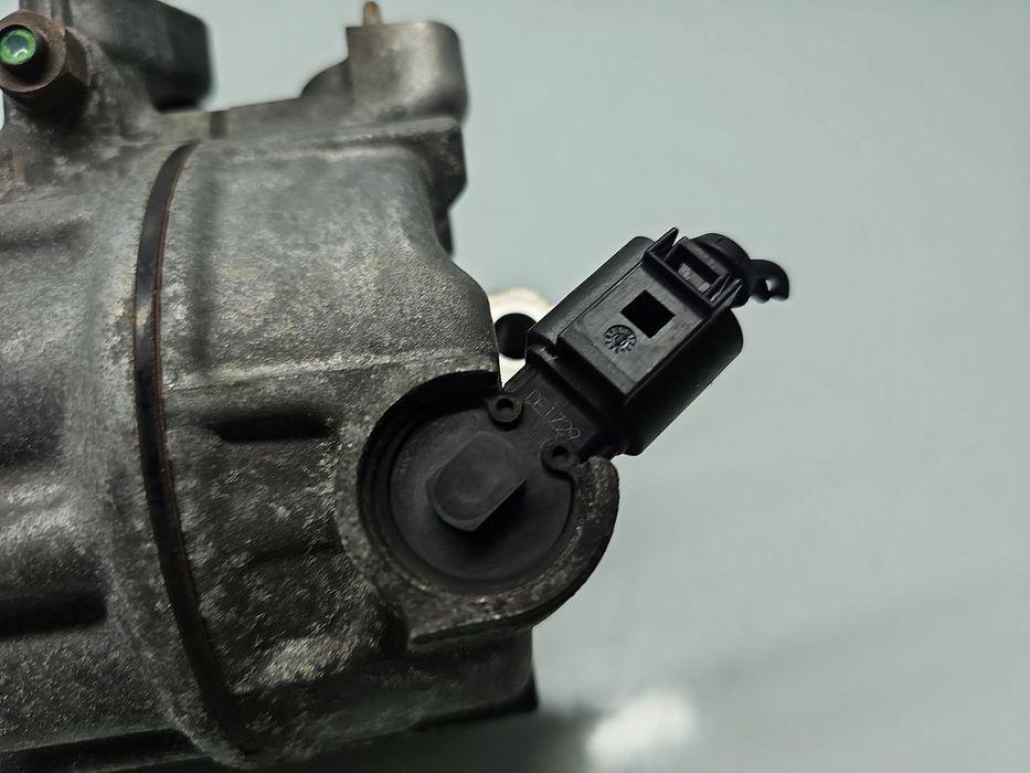 Compresor clima Volkswagen Beetle (5C1) [Fabr 2011-prezent] 5N0820803H