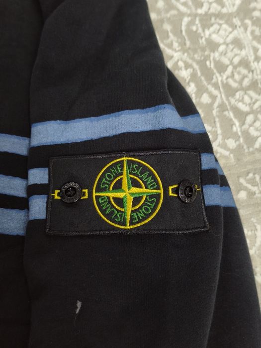 Stone island supreme