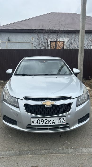 Шевроле круз 2010 год
