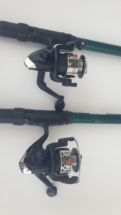 Два броя нови телескопични въдици 4м с макарите разпродавам