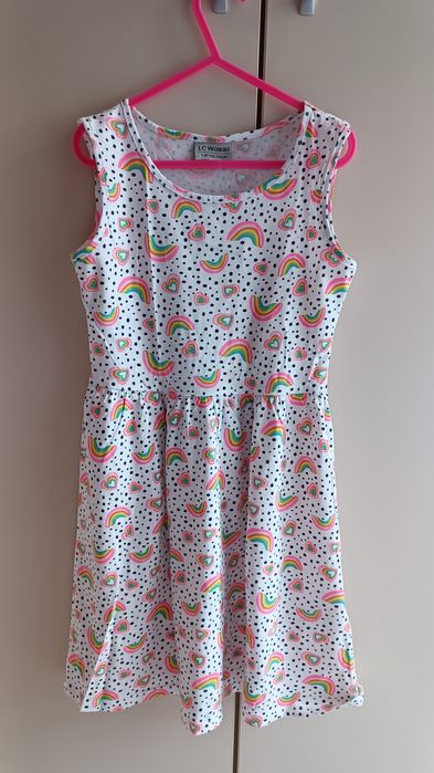 Красиви рокли за момиче 128 р-р