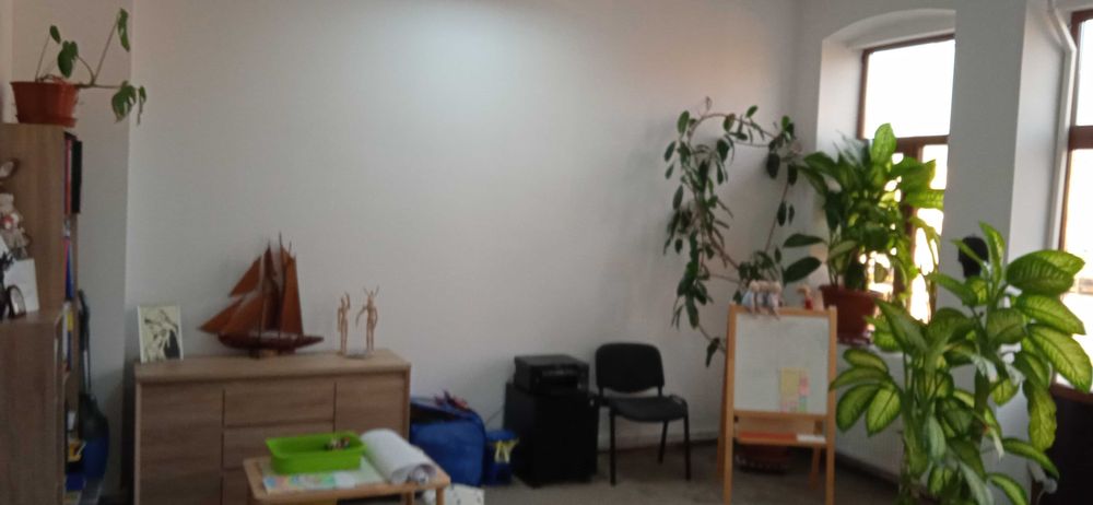 Inchiriez spatiu pentru birou, cabinet in zona centrala