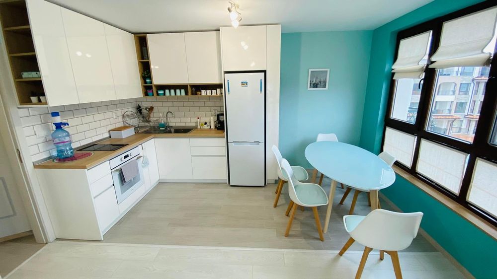 Дава се под наем Тристаен апартамент в Бургас, Сарафово - 93 кв.м за 816 € - Снимка #1