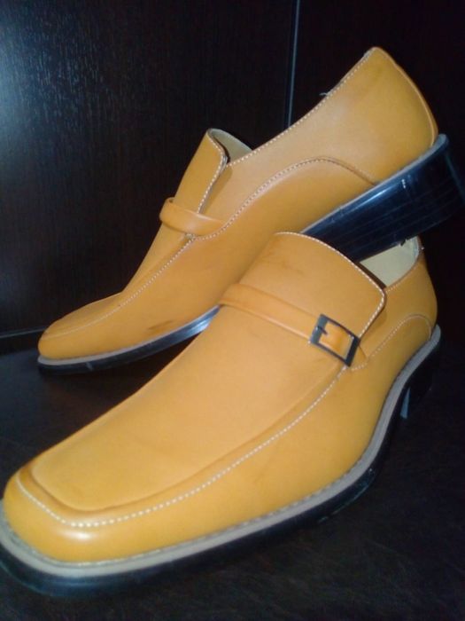 Vand pantofi barbati 43 noi