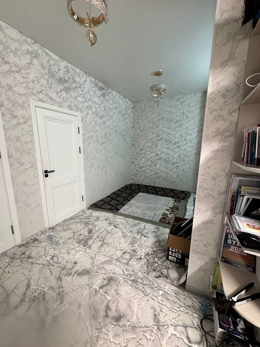 Yakkasaroy tumanida hama sharoyiti bor kvartira bor